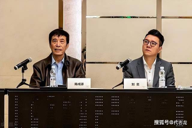 国产午夜视频在线